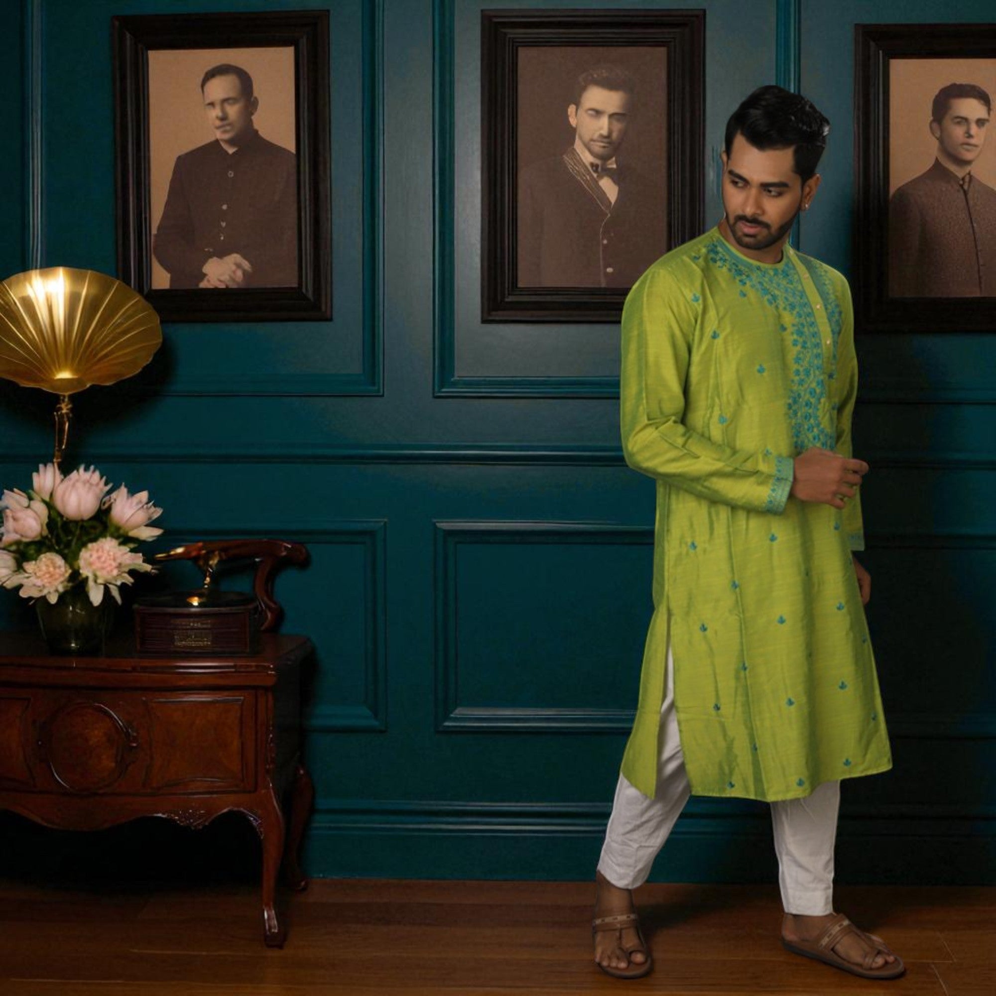 Parrot Green Cotton Slab Kurta Se