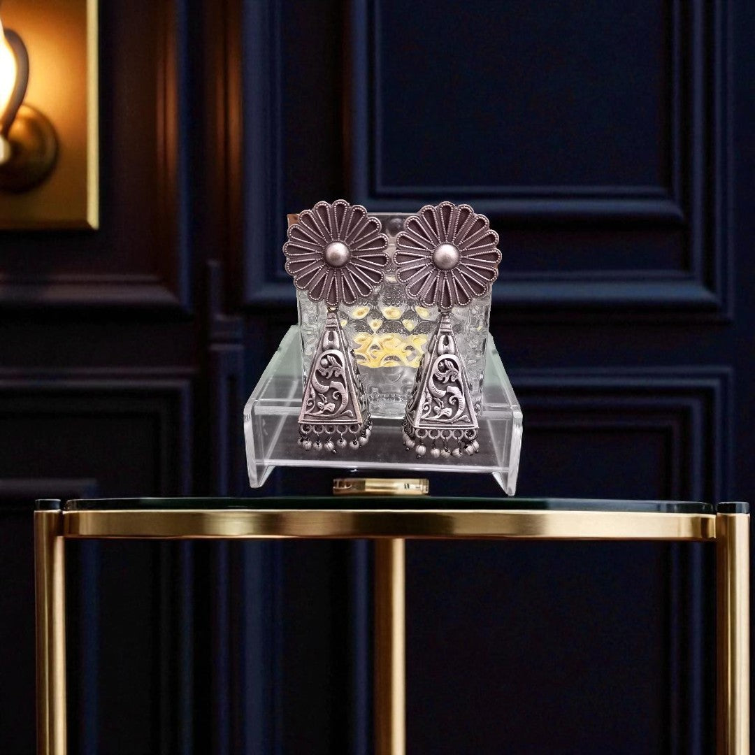 Trapezoid-Shaped Dangler